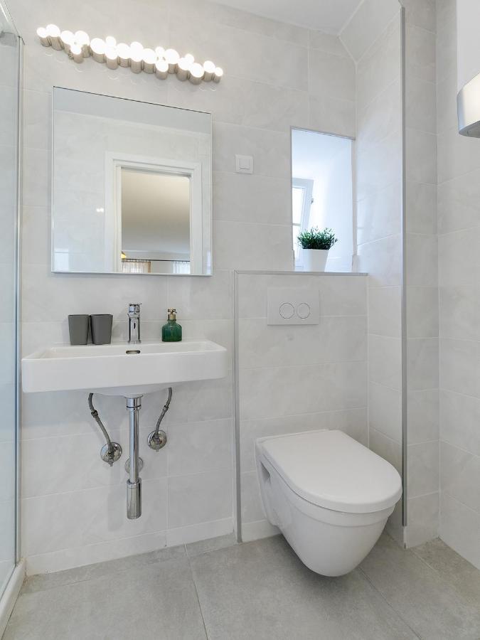Stylish Studio Apartment By Irundo Rovinj Exterior photo